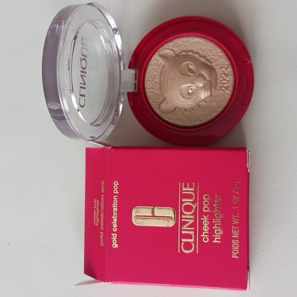 Clinique Gold Celebration Pop Cheek Pop Highlighter